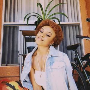 Meet your Posher, Genee